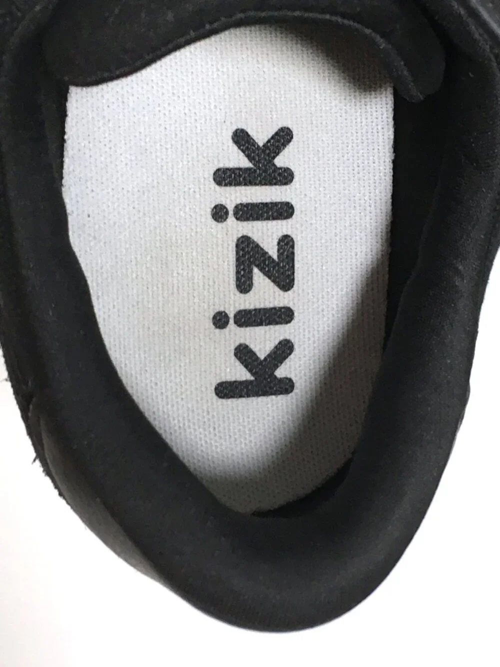 Kizik Prague Lace Up Sneakers Kids Size 7Y Black Canvas Suede